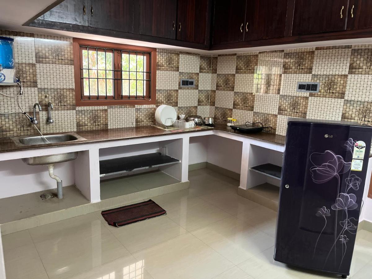 Tulip Villa 3Bhk 2Bhk And 1Bhk Located Near Chunnambar Boat House And Paradise Beach Pūrnānkuppam المظهر الخارجي الصورة