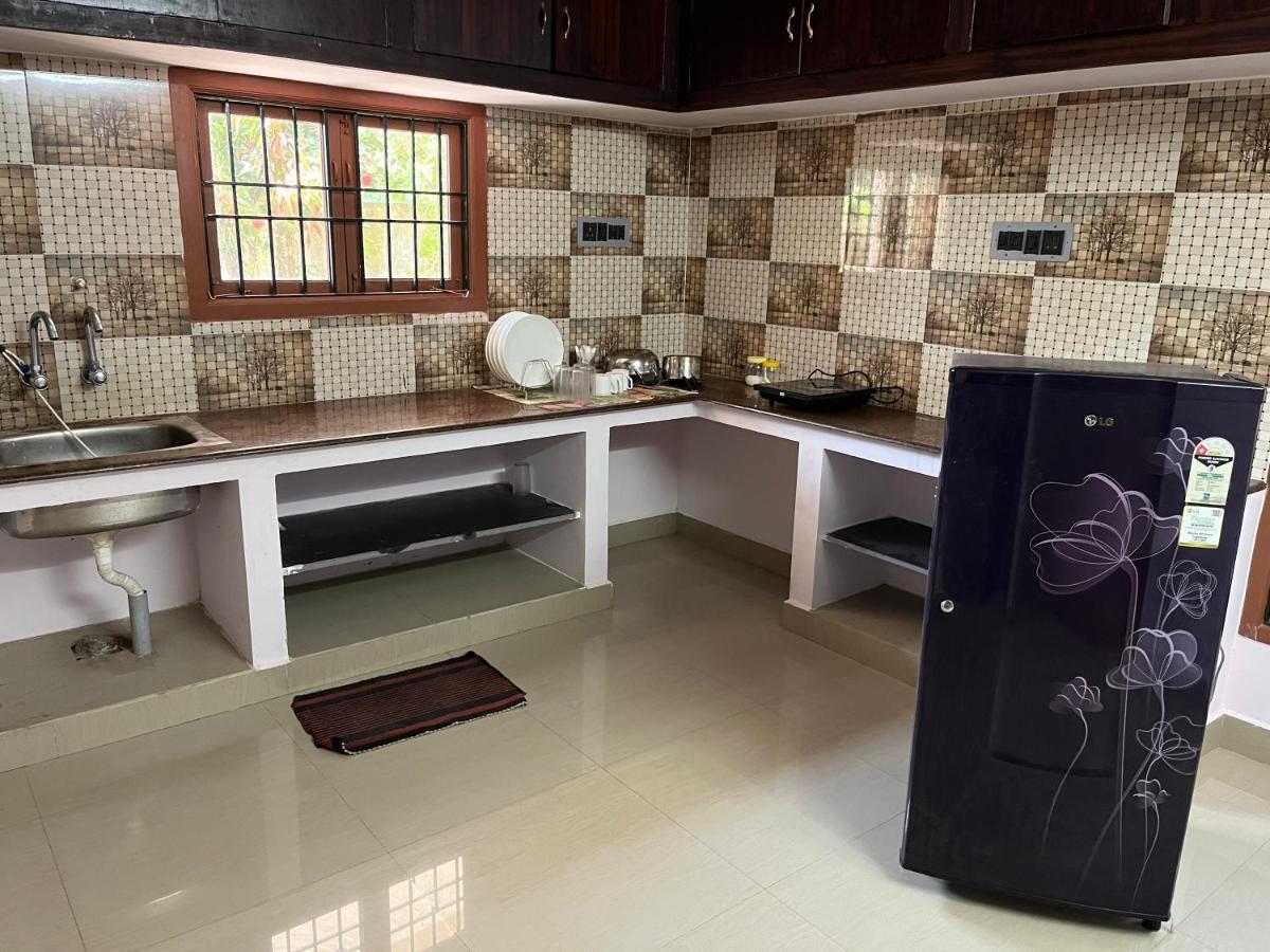 Tulip Villa 3Bhk 2Bhk And 1Bhk Located Near Chunnambar Boat House And Paradise Beach Pūrnānkuppam المظهر الخارجي الصورة